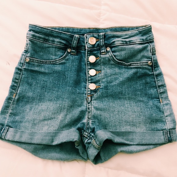 H&M DENIM SHORTS - Picture 1 of 1